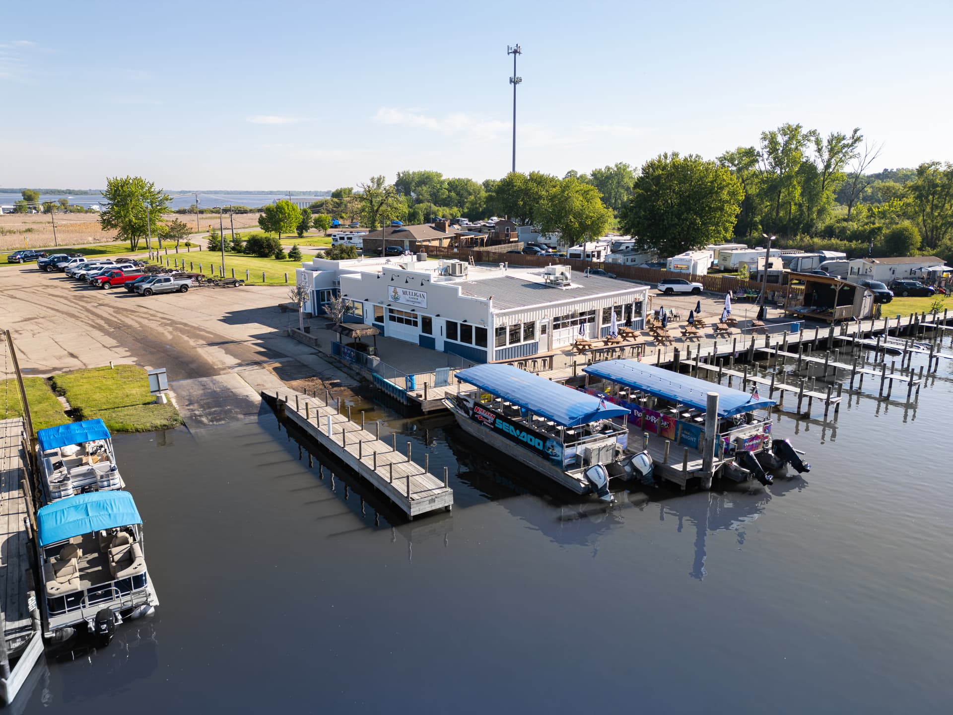 Mulligan Harbor dockside experience
